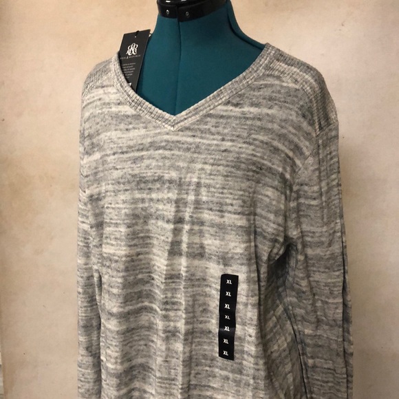 Men’s Rock & Republic Long Sleeve - Picture 2 of 4